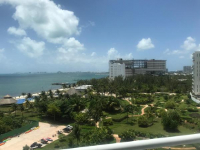 Amara Cancun sensacional departamento frente al mar